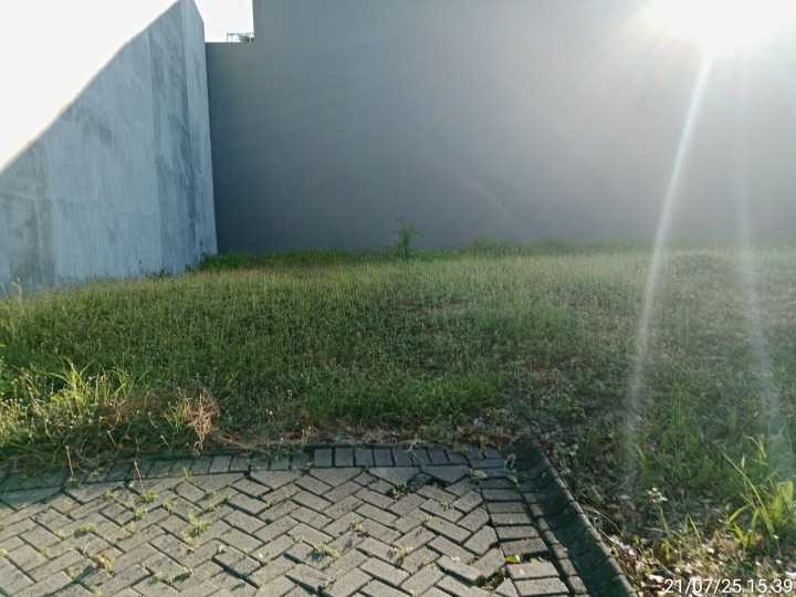 Dijual Tanah Eksklusif di Kawasan Elit Taman Golf Citraland Surabaya Barat - Image 1
