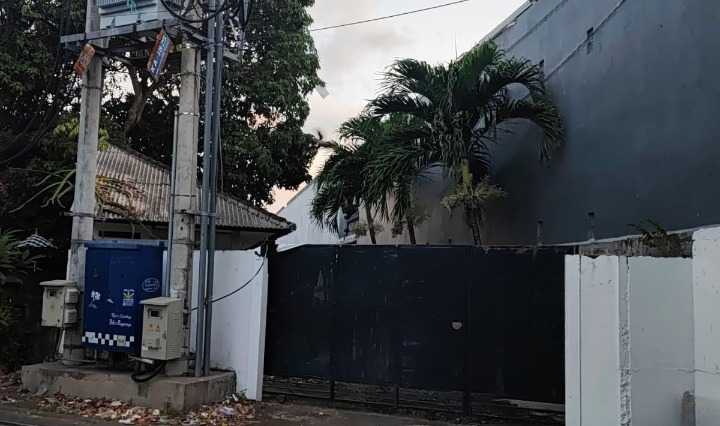 Dijual Lelang Rumah Asri Dekat Pusat Wisata Kuta di Jl. Puri Gerenceng Badung, Bali - Image 1