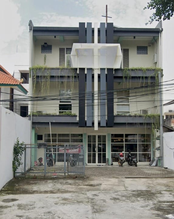 Dijual Rumah Usaha 4 Lantai Raya Menur Lokasi Komersial Strategis Surabaya Timur - Image 1