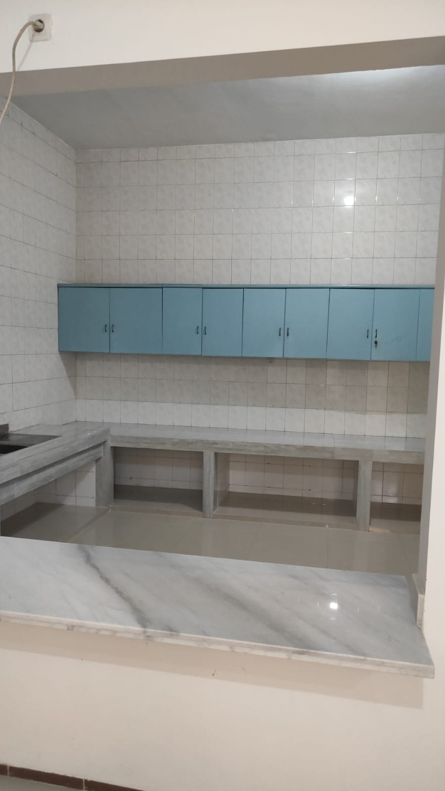 Dijual/Disewa Rumah 2,5 Lantai Jl Ngagel Jaya Tengah Surabaya Timur Siap Huni Luas Besar - Thumbnail 6