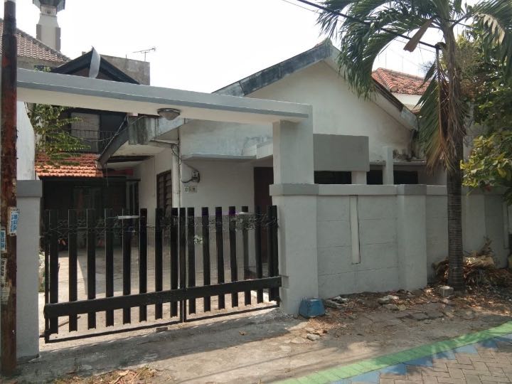 Dijual Rumah Siap Huni di Jalan Gubeng Kertajaya Surabaya Timur - Image 1