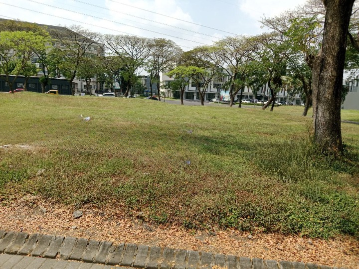 Dijual Kavling Komersial di Bukit Telaga Golf Citraland Surabaya Barat - Image 1