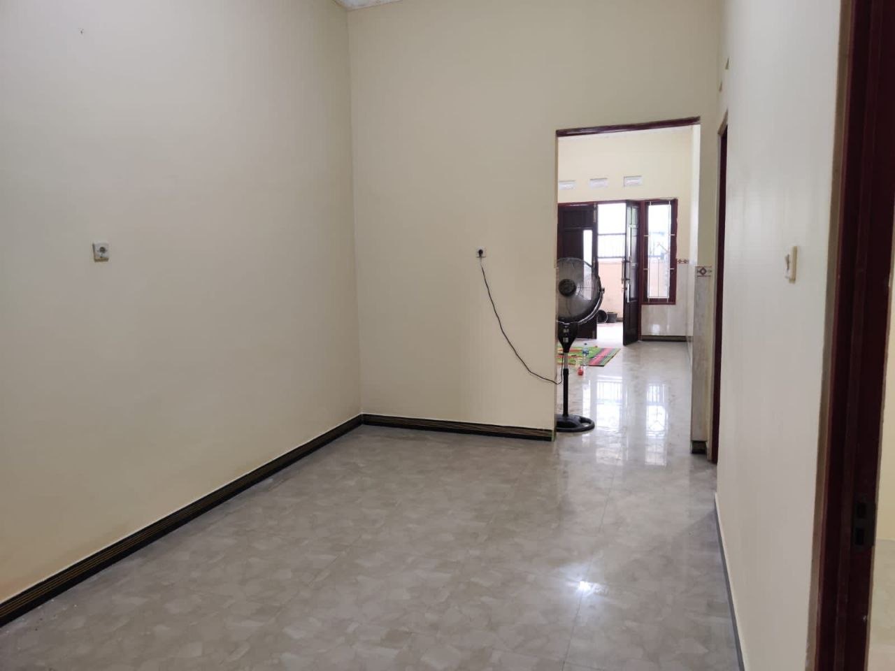 Dijual Rumah Siap Huni di Jalan Kendung Rejo Surabaya Barat - Thumbnail 6