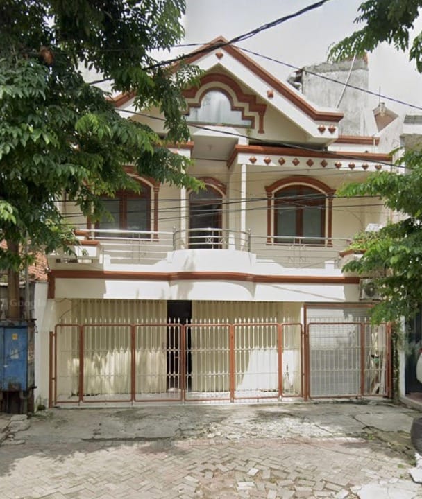 Disewakan Rumah Usaha 3 Lantai Siap Huni Raya Nginden Surabaya Timur - Image 1