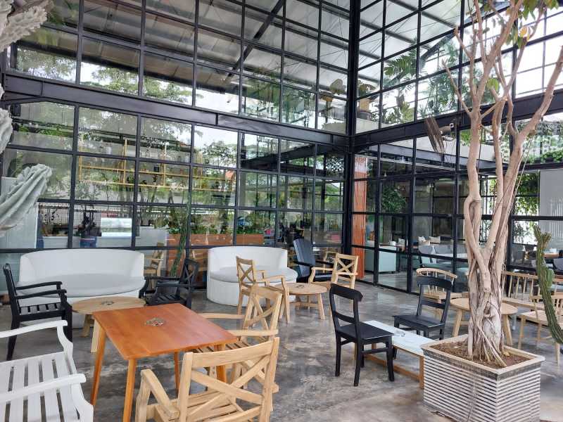 Disewakan Tempat Usaha Strategis Kawasan Komersial Raya Bukit Golf Citraland Surabaya Barat - Thumbnail 3