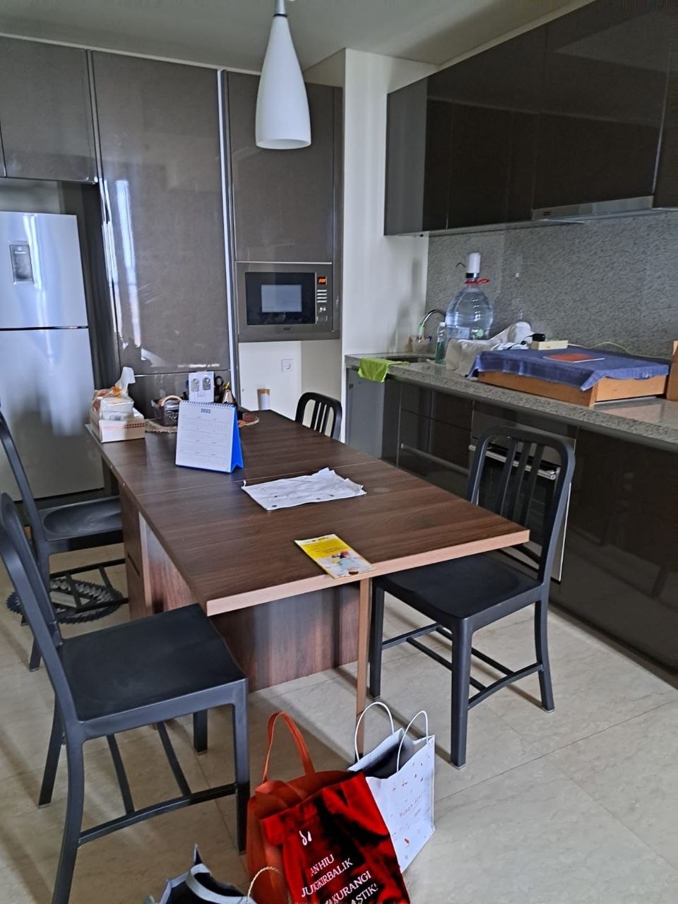 Dijual Apartemen One Galaxy Residence Furnished Mewah di Surabaya Timur - Thumbnail 2