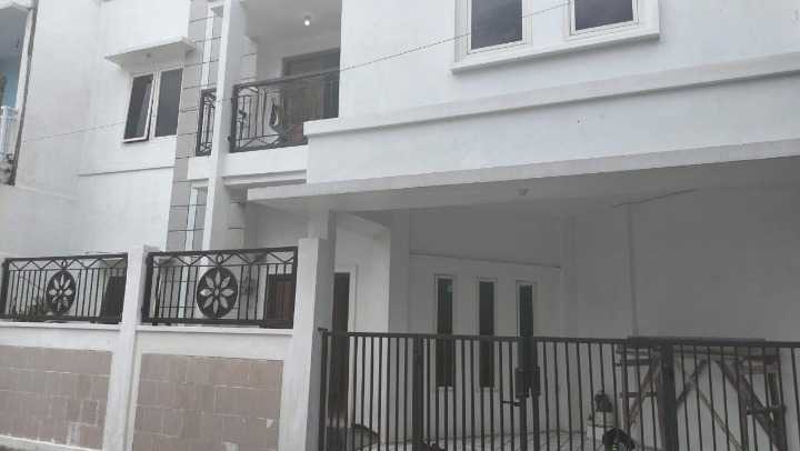 Dijual Rumah 2 Lantai Bisa Untuk Investasi Kos Siap Huni di Kalijudan Barat Surabaya Timur - Image 1