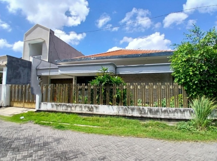 Dijual Rumah Murah Strategis 1 Lantai Manyar Tirtoasri Surabaya Timur - Image 1
