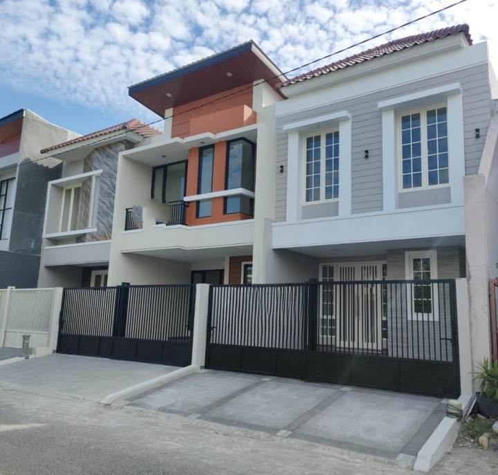 Dijual Rumah Baru 2 Lantai Pantai Mentari Pasifik Regency Surabaya Utara - Image 1
