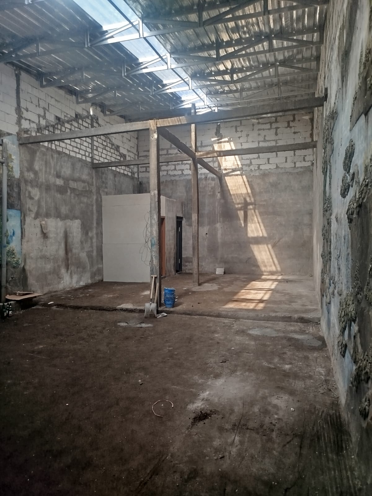 Dijual/Disewa Gudang Strategis Kepatihan Industri Gresik - Image 1