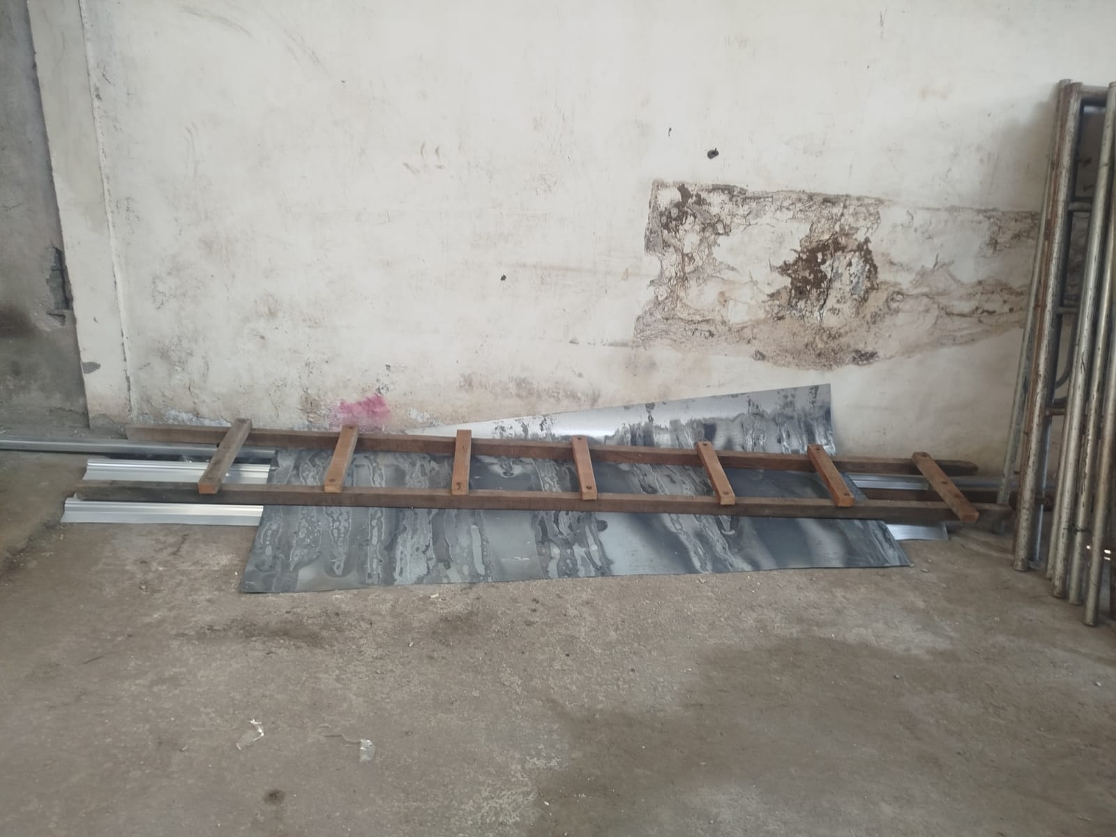 Dijual/Disewa Gudang Murah Strategis Kepatihan Industri Gresik - Thumbnail 2
