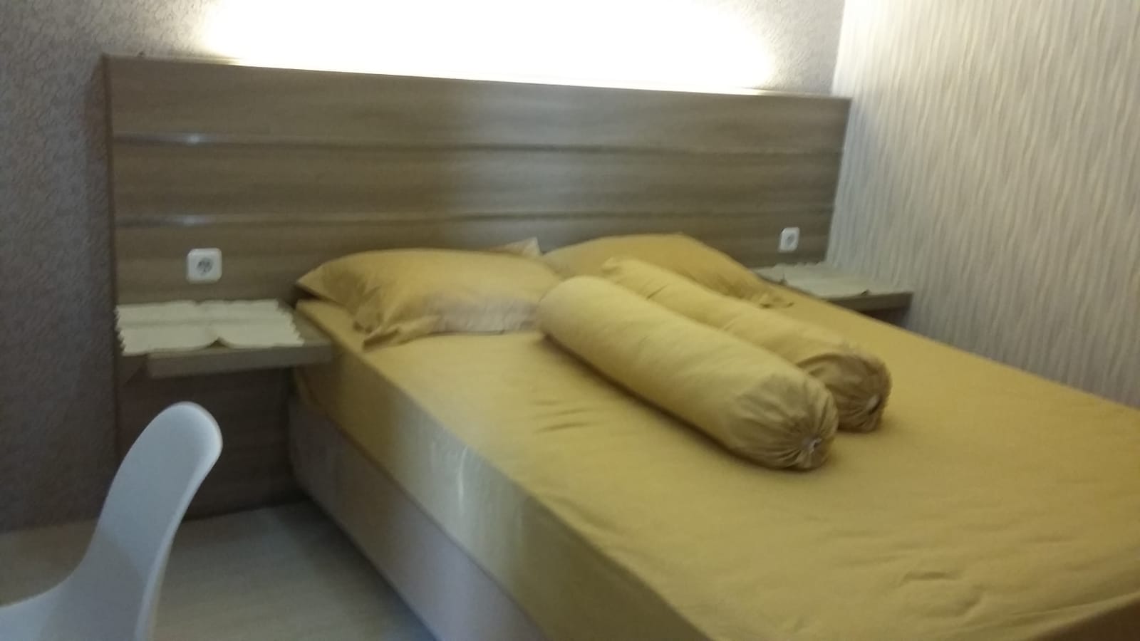 Disewa Apartemen 2 BR Furnish Bale Hinggil Merr Surabaya Timur - Thumbnail 2