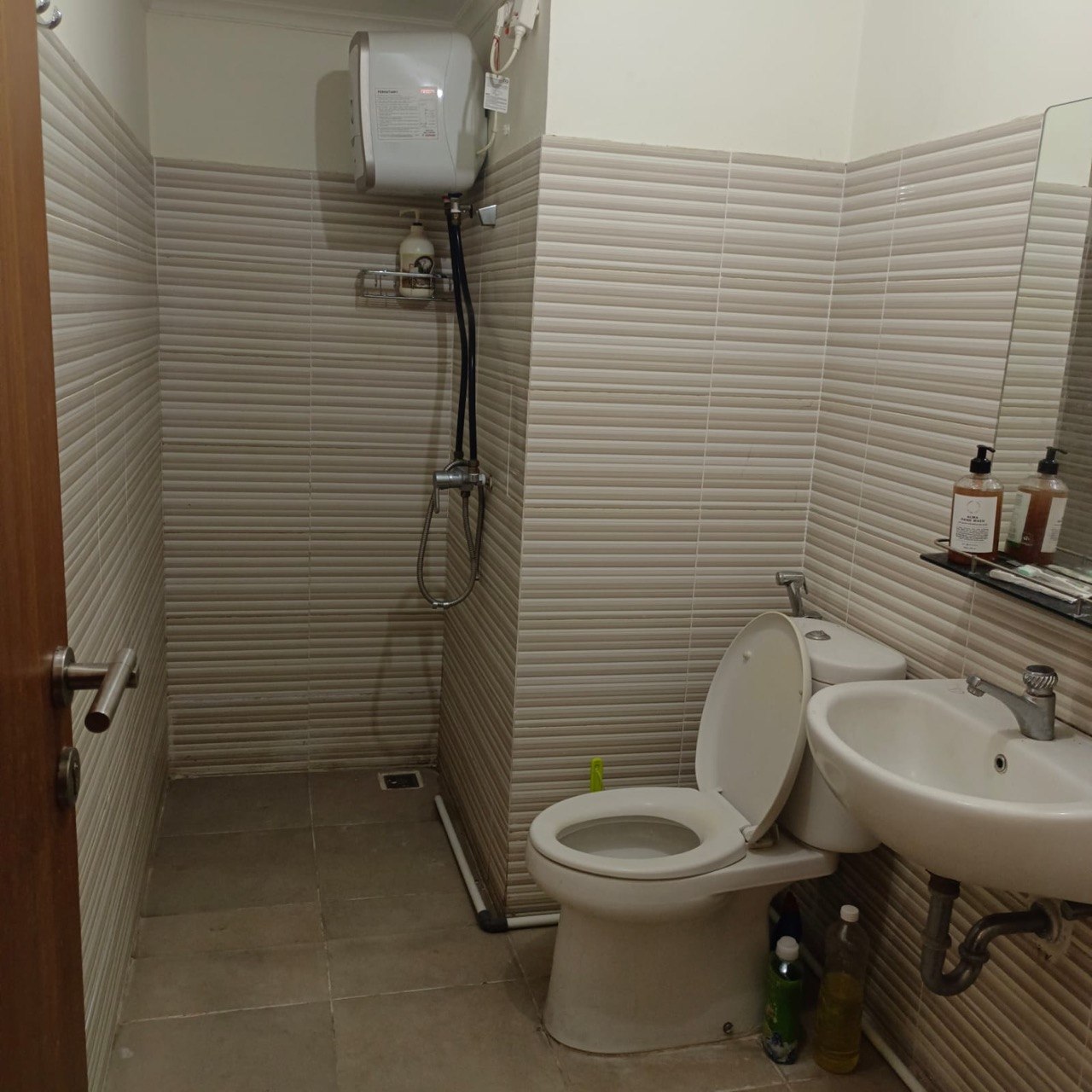 Dijual/Disewakan Apartement Mewah Full Furnished Siap Huni di Puncak Bukit Golf Surabaya Barat - Thumbnail 4