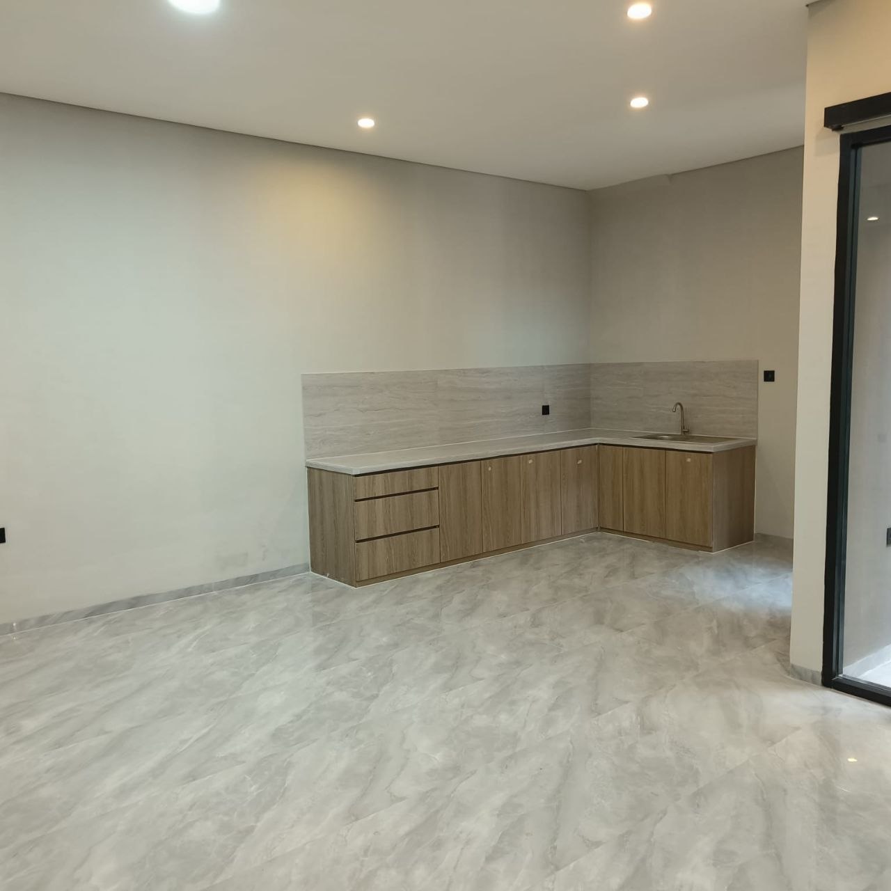 Jual Rumah Baru Siap Huni Grand Pakuwon North Victoria Surabaya Barat - Thumbnail 6