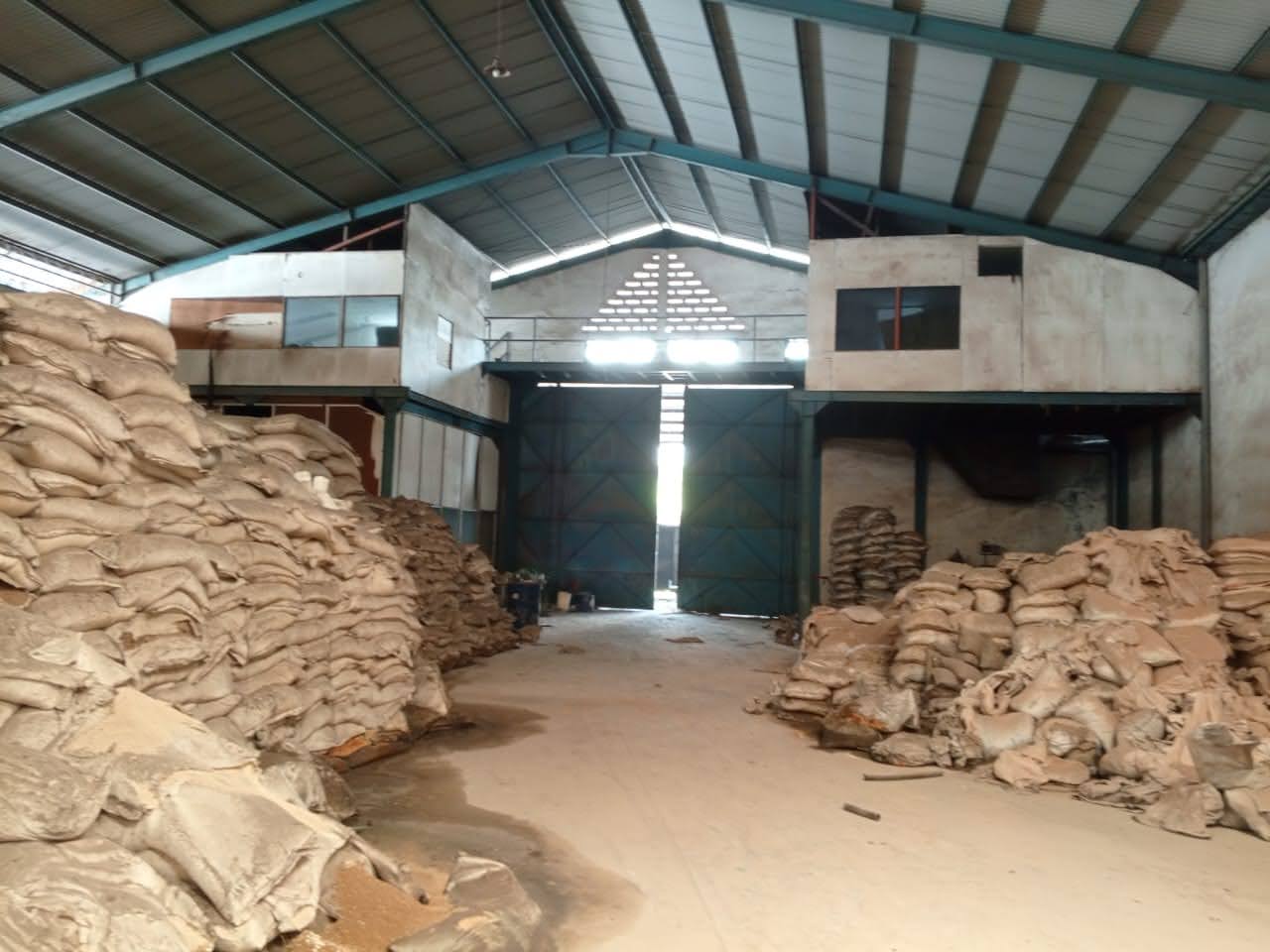 Jual Gudang Margomulyo Suri Mulia Permai Lokasi Strategis Surabaya Barat - Thumbnail 2
