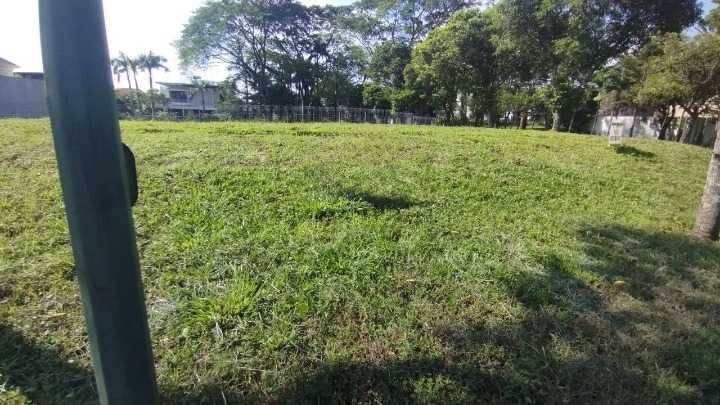 Djual Tanah Premium Selat Golf Citraland Surabaya Barat - Image 1