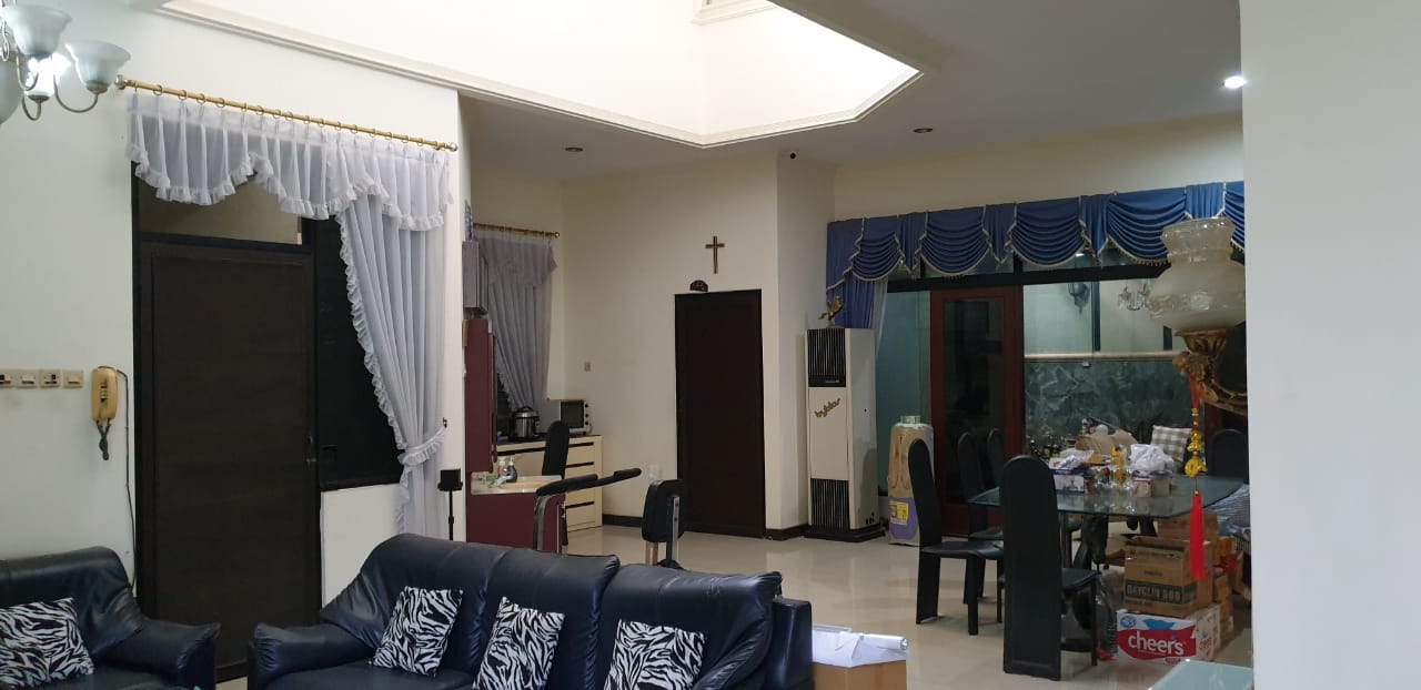Dijual/Disewakan Rumah Mewah Hook Lokasi Strategis di Wiyung Surabaya Selatan - Thumbnail 3