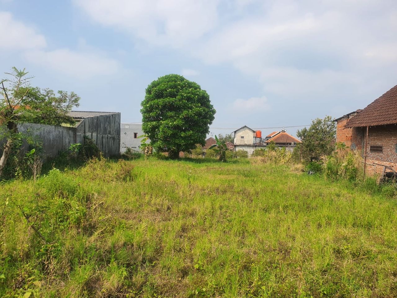 Dijual Tanah Luas Strategis di Kawasan Jalan Raya Kamboja Pandanrejo Bumiaji Batu - Image 1