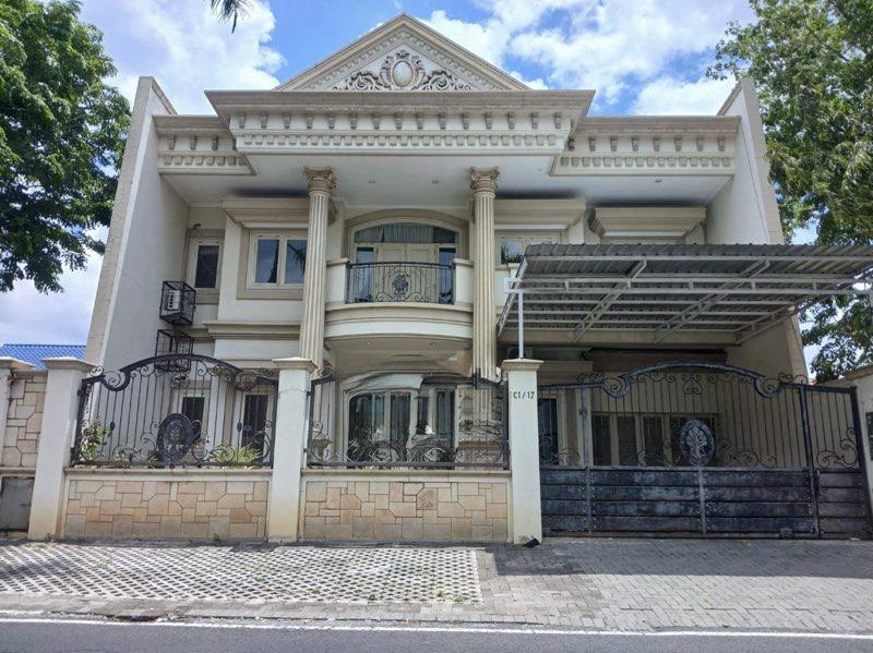 Disewakan Rumah Usaha Lokasi Premium Balerina Road Citrarland Utama Surabaya Barat - Image 1