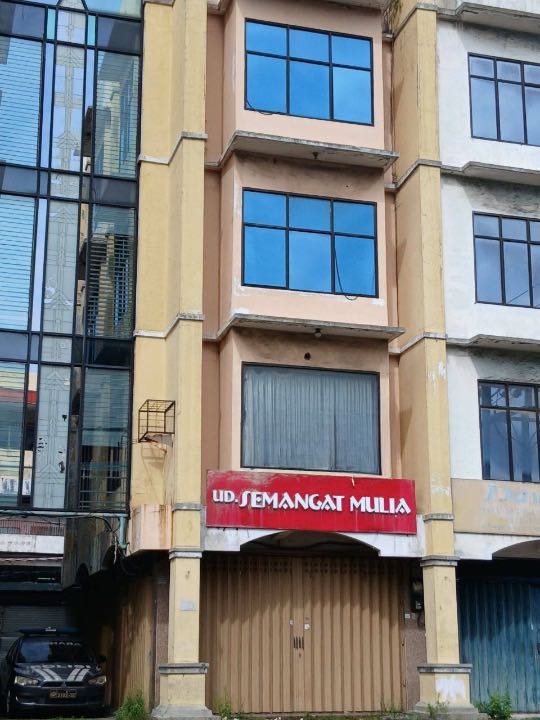 Dijual/Disewakan Ruko Strategis di Jalan Bunguran Surabaya Utara - Image 1
