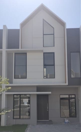 Dijual Rumah Lokasi Strategis Siap Huni Eastern Park Sukolilo Surabaya Timur - Image 1
