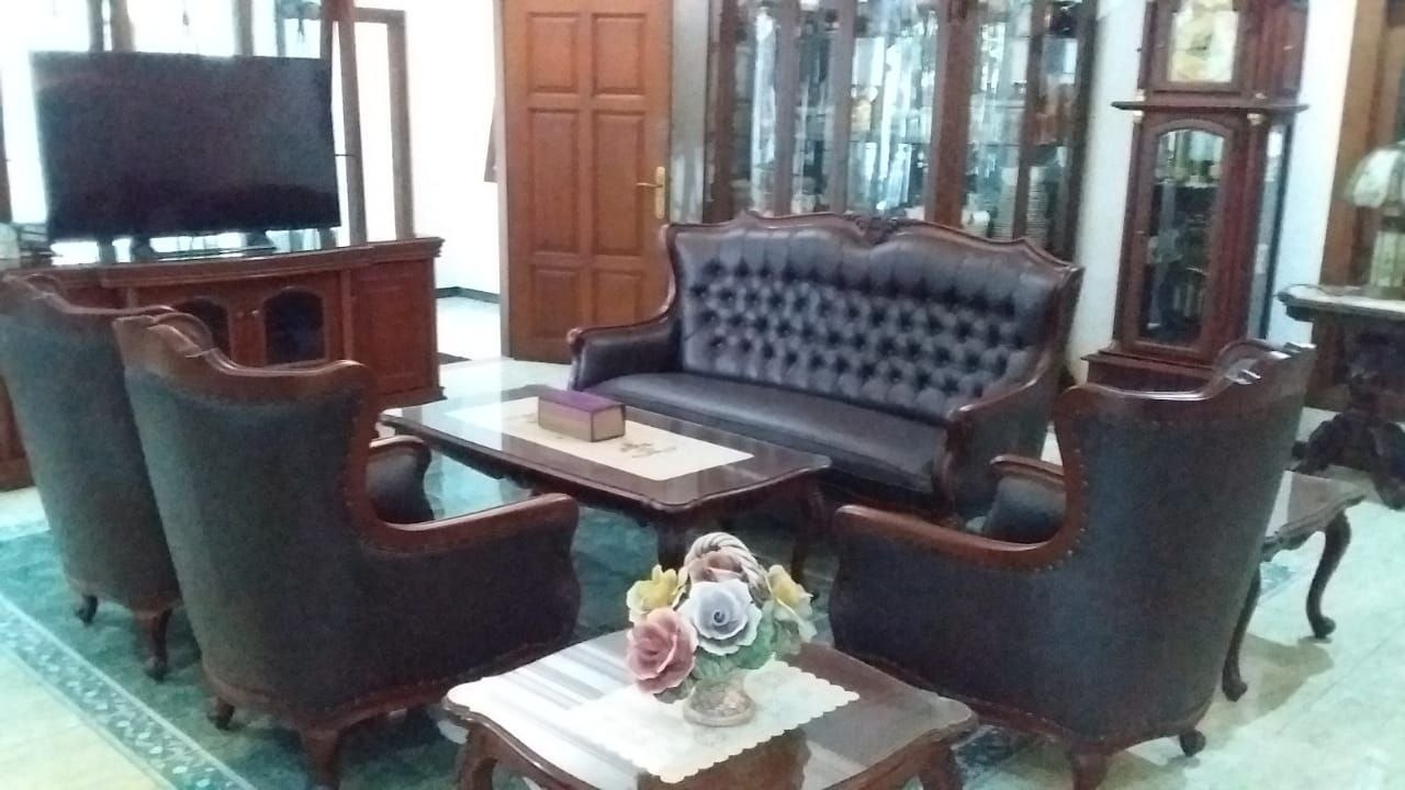 Dijual Rumah Mewah Furnished Manyar Tirtoyoso Surabaya Timur - Thumbnail 2