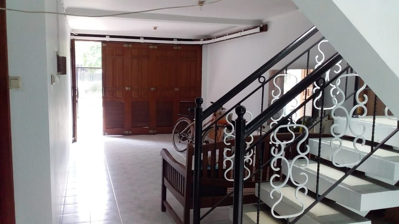 Dijual Rumah Mewah Furnished Manyar Tirtoyoso Surabaya Timur - Thumbnail 4