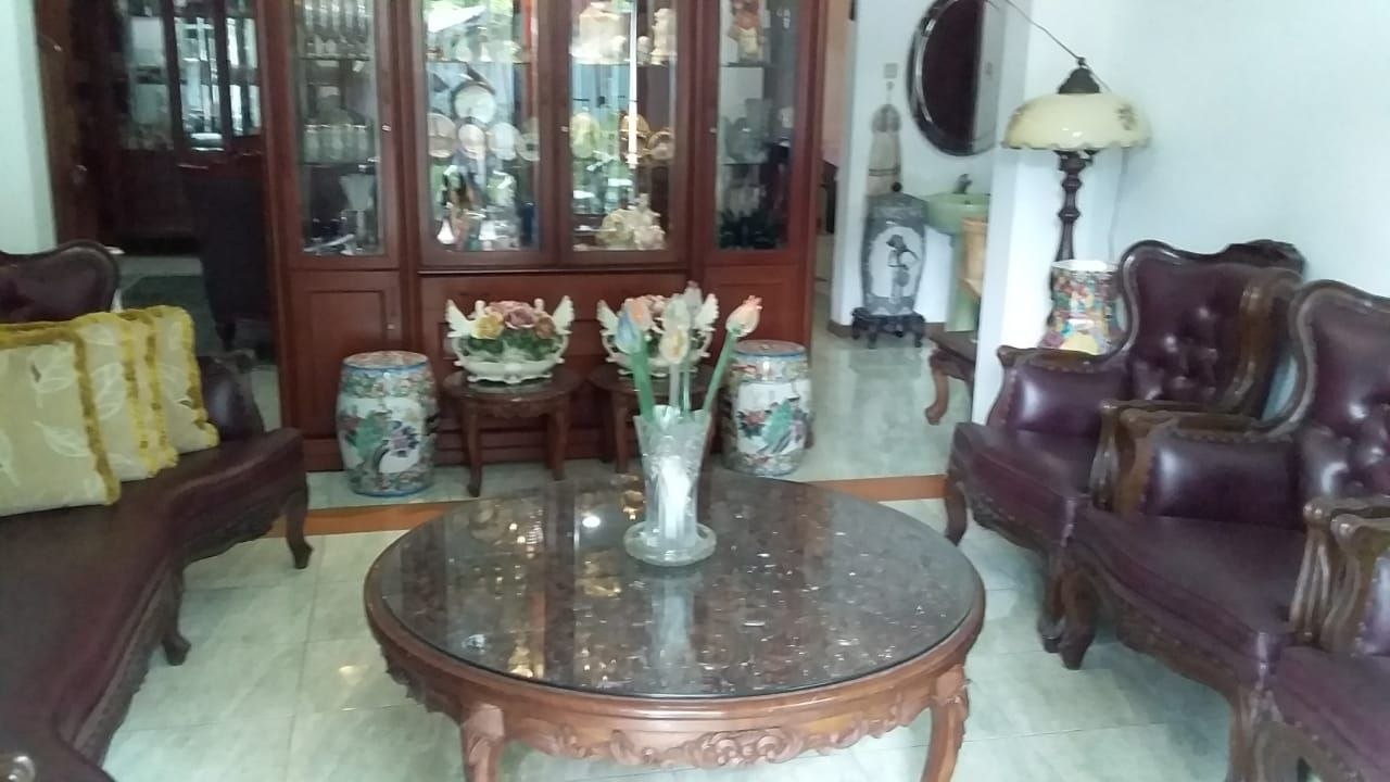 Dijual Rumah Mewah Furnished Manyar Tirtoyoso Surabaya Timur - Thumbnail 5