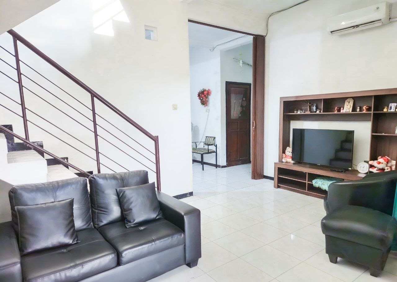 Dijual Rumah 2 Lantai Siap Huni Babatan Pilang Surabaya Barat - Thumbnail 7