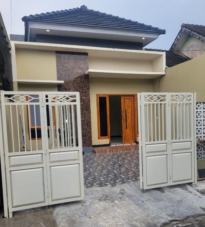 Dijual Rumah Minimalis Siap Huni Pondok Manggala Residence Surabaya Barat - Image 1