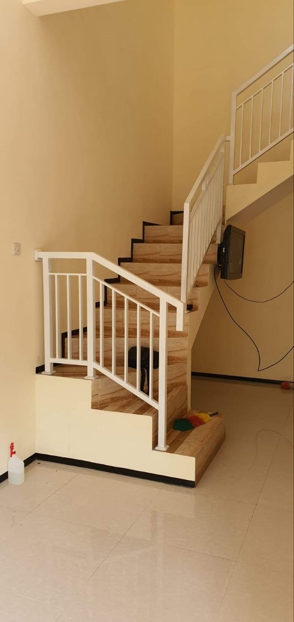 Dijual Villa 2 Lantai Minimalis Murah Kembangturi Lawang Malang - Thumbnail 3