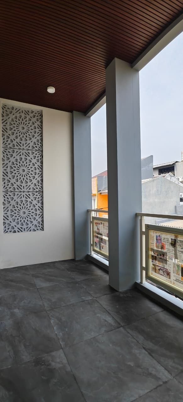 Dijual Rumah Baru Mewah 2 Lantai Siap Huni di Jalan Manukan Indah Surabaya Barat - Thumbnail 3