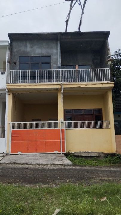 Dijual Rumah 2 Tingkat Siap Huni di Perumahan Saptoraya Pakis Malang - Image 1