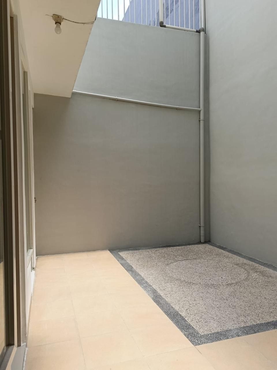 Dijual Rumah 2 Lantai di Perumahan Simpang Darmo Regency Surabaya Barat - Thumbnail 7