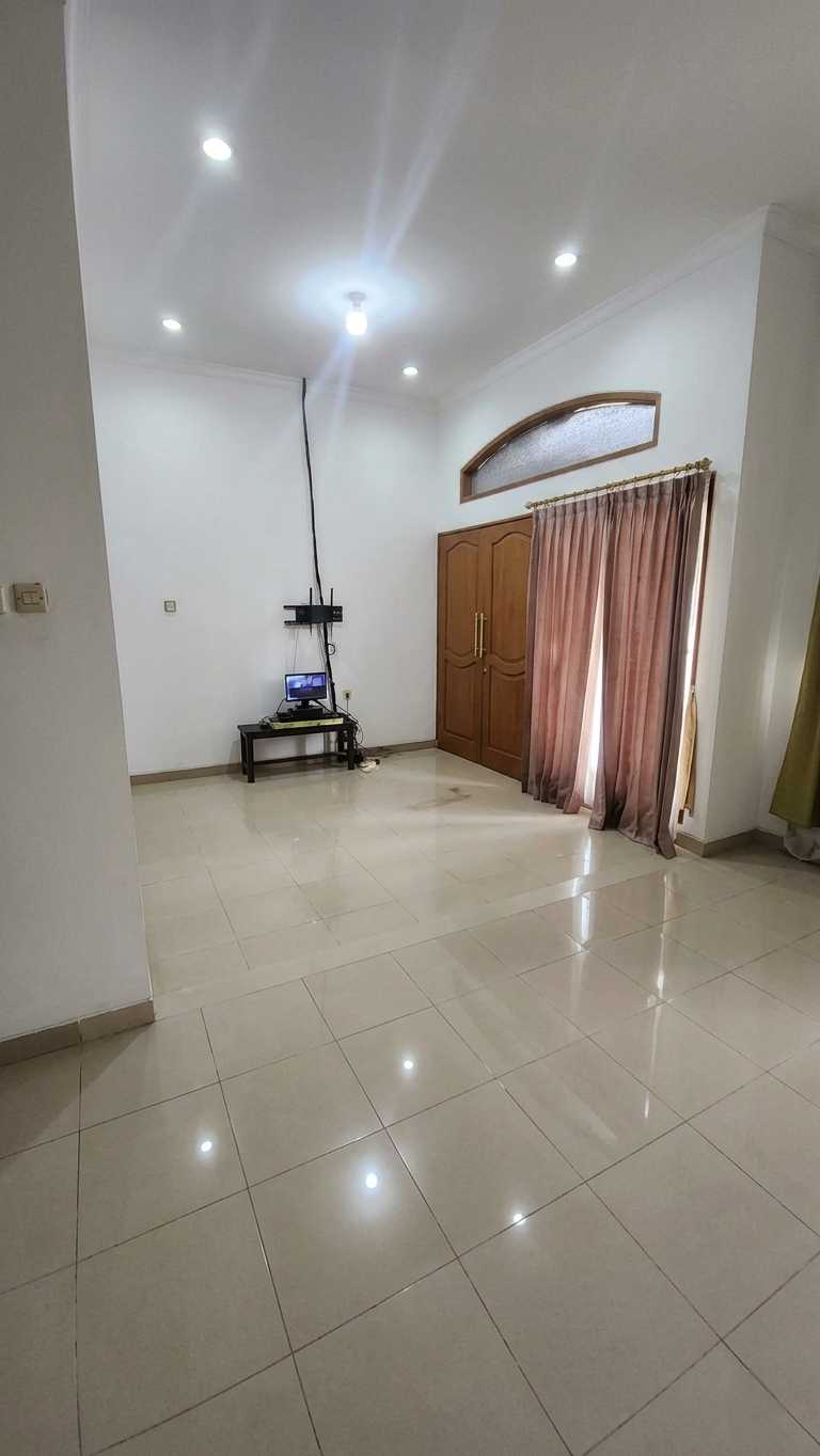 Disewakan Rumah Nyaman di Villa Permata Mutiara Pakuwon City Surabaya Timur - Thumbnail 4
