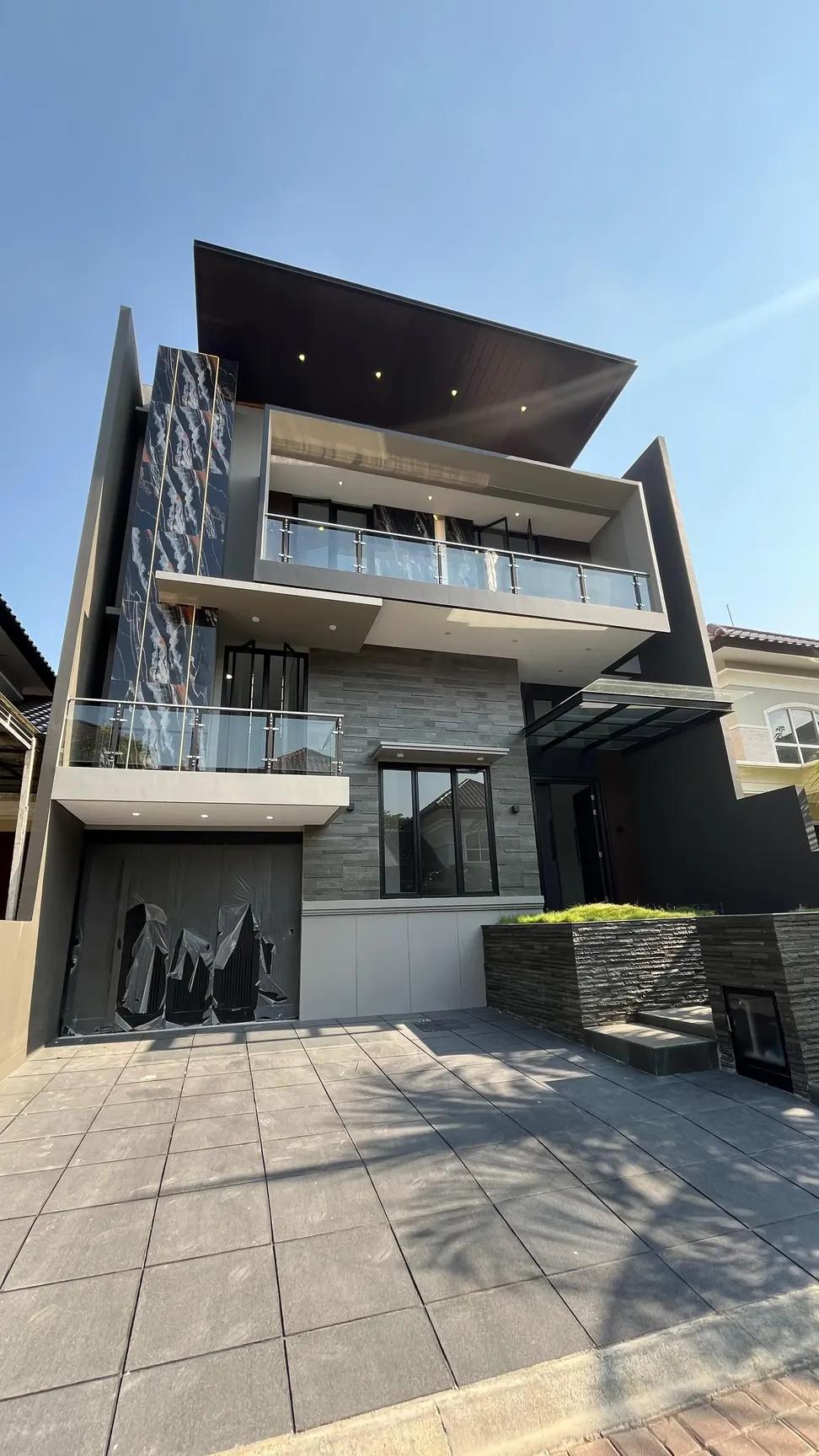 Dijual Rumah Baru di Fullerton Citraland Utama Surabaya Barat - Image 1