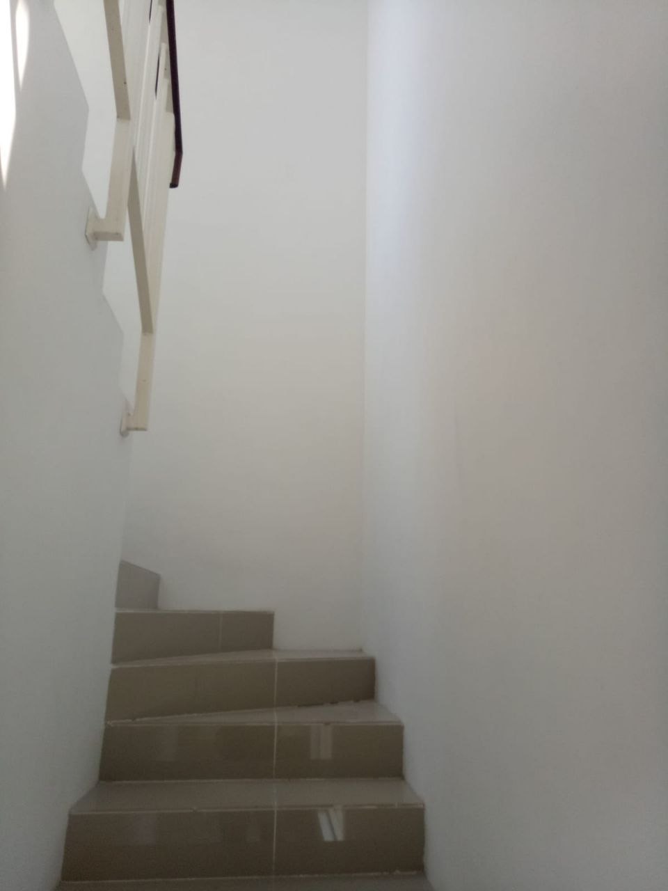 Dijual Rumah Minimalis Siap Huni di Citraland Northwest Park Surabaya Barat - Thumbnail 2