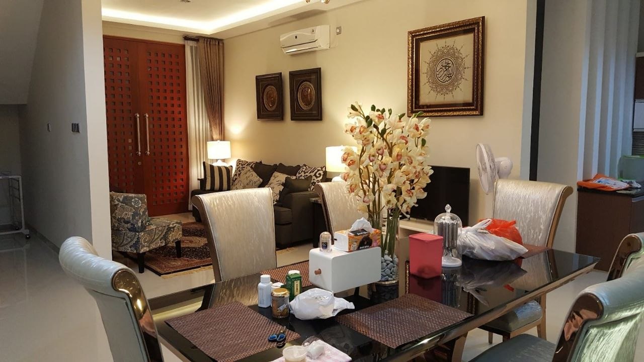 Dijual Rumah 2 Lantai Siap Huni di Perumahan Puri Safira Regency Gresik - Thumbnail 5
