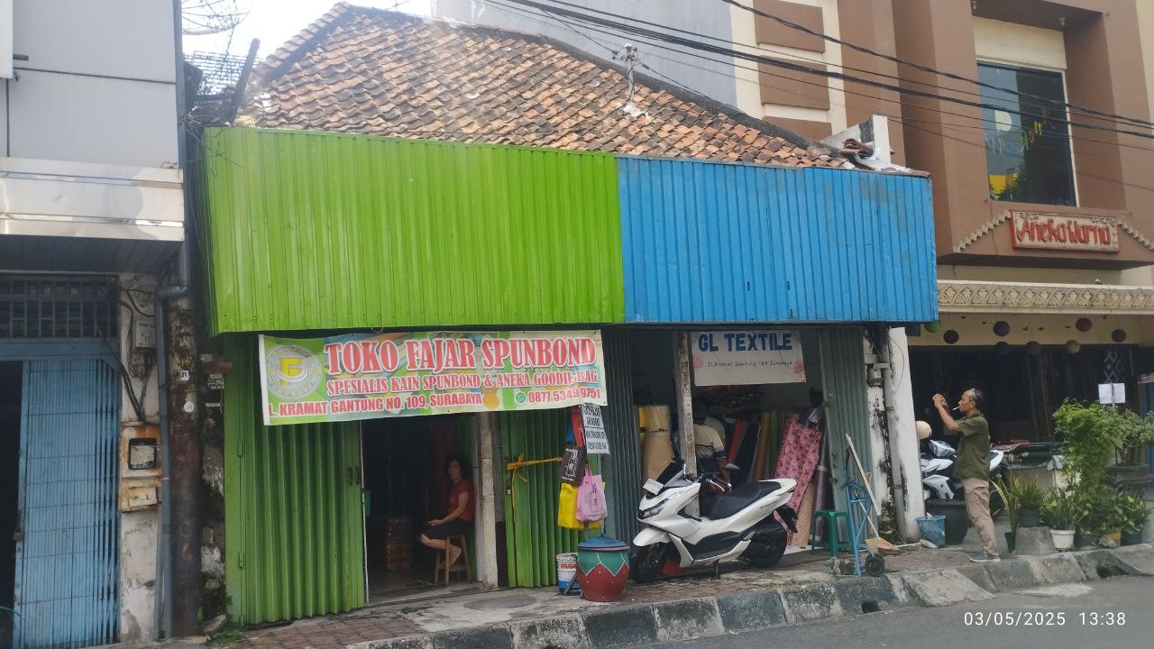 Disewakan Ruko Strategis Lokasi Alun Alun Contong Surabaya Utara - Image 1