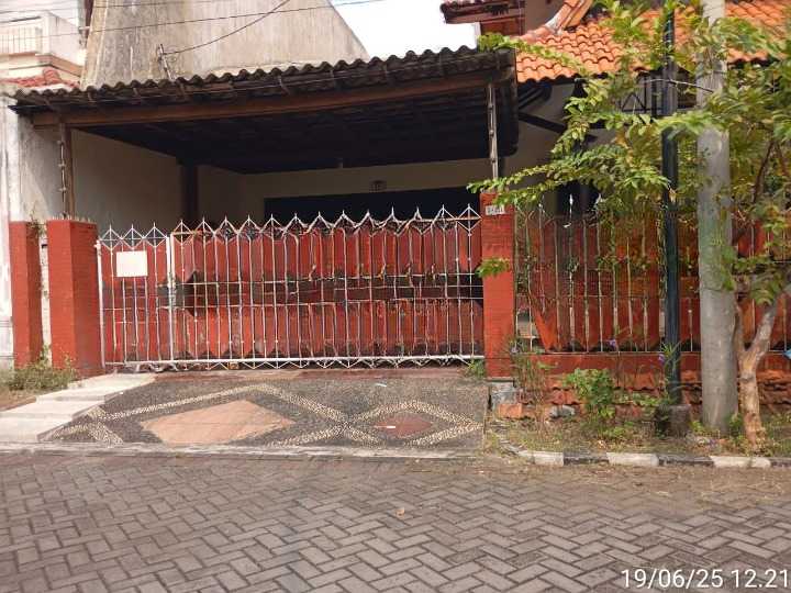 Dijual Rumah Strategis Kertajaya Indah Tengah Surabaya Timur - Image 1