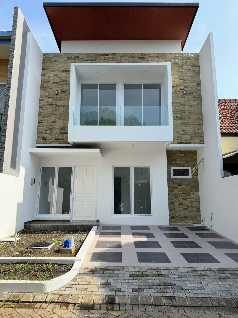 Dijual Rumah Baru 2 Lantai Modern Minimalis di Bukit Palma Surabaya Barat - Image 1