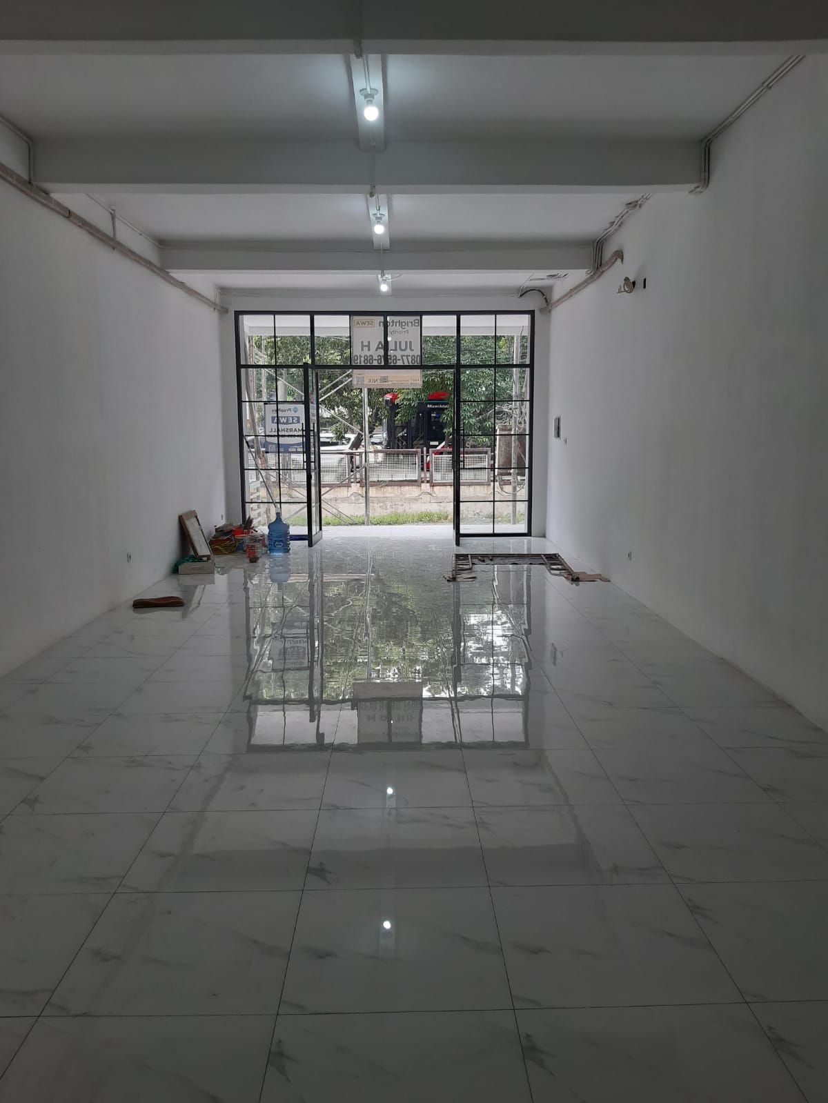 Disewakan Ruko 2 Lantai di Darmo Park 2 Surabaya Barat - Thumbnail 2