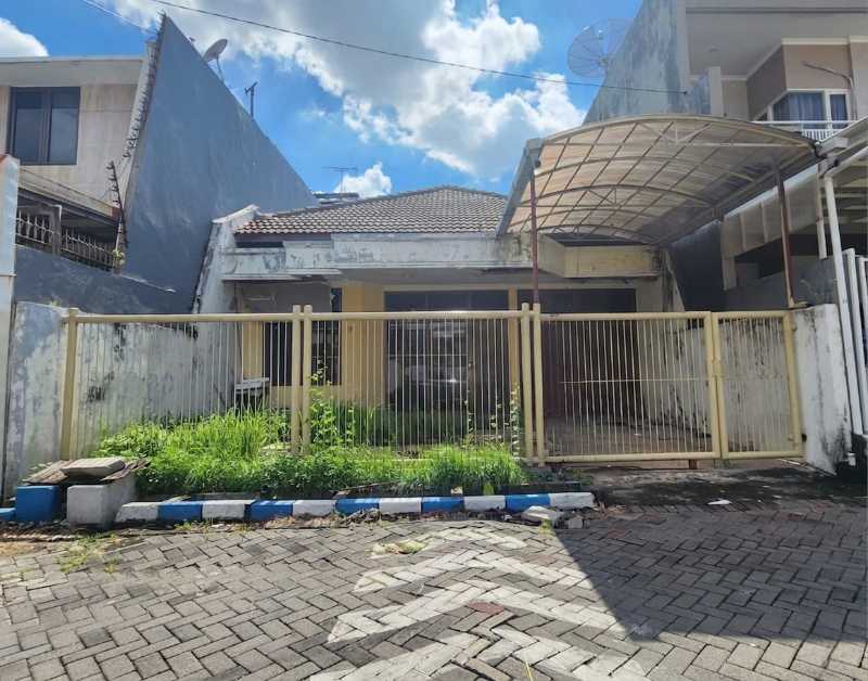 Dijual Rumah Strategis di Simpang Darmo Permai Selatan Surabaya Barat - Image 1
