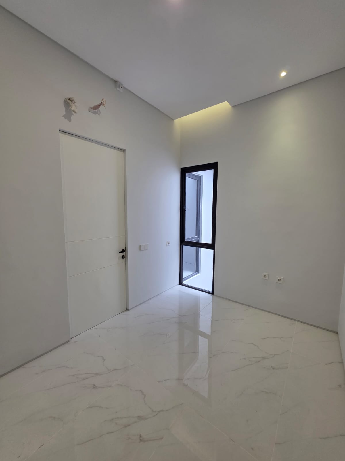 Dijual Rumah Modern Minimalis Premium Merr Surabaya Timur - Thumbnail 3