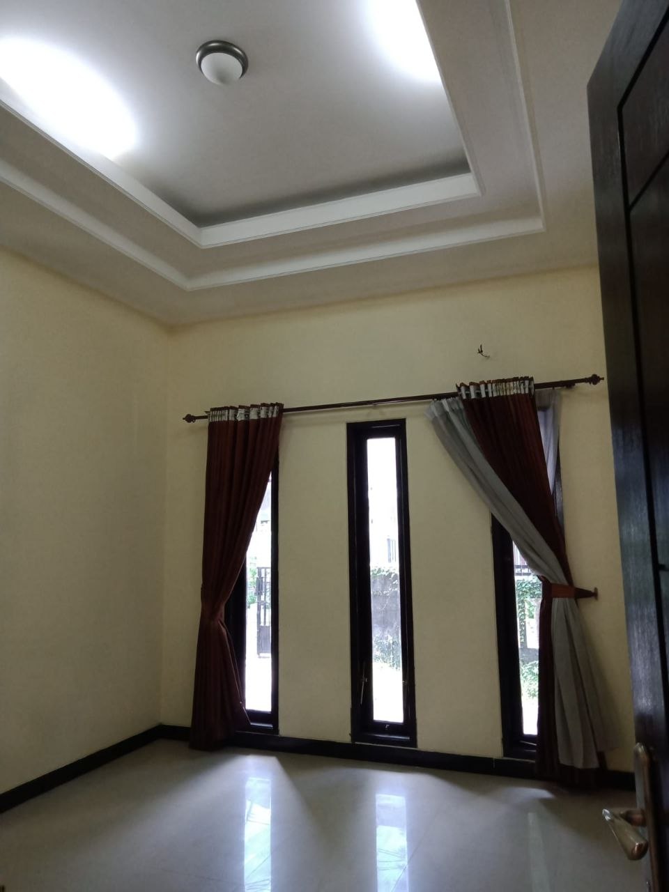 Dijual Rumah Bagus Siap Huni di Bendul Merisi Selatan Surabaya Selatan - Thumbnail 3