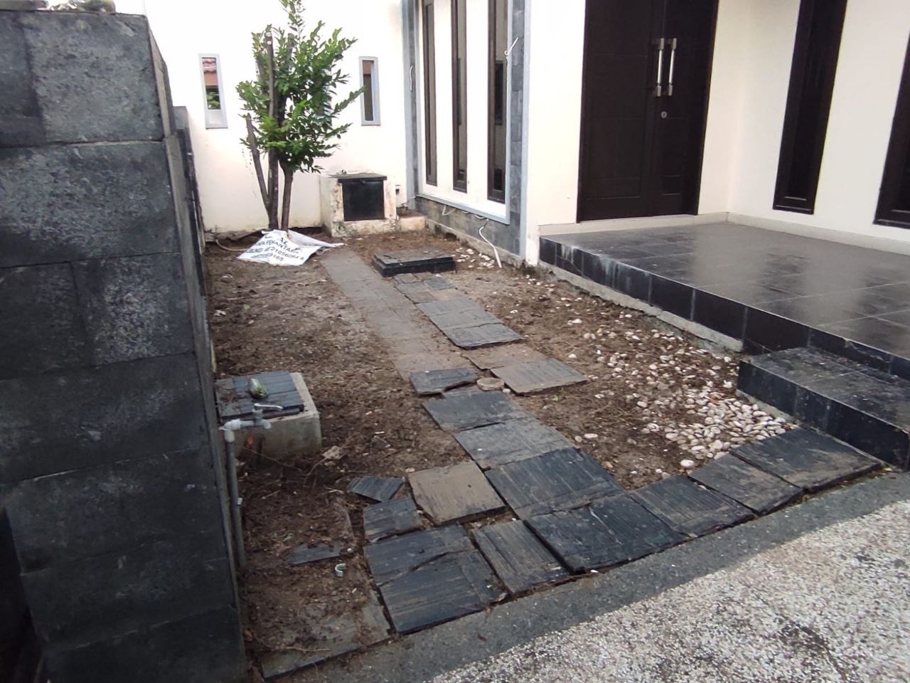 Dijual Rumah Bagus Siap Huni di Bendul Merisi Selatan Surabaya Selatan - Thumbnail 8