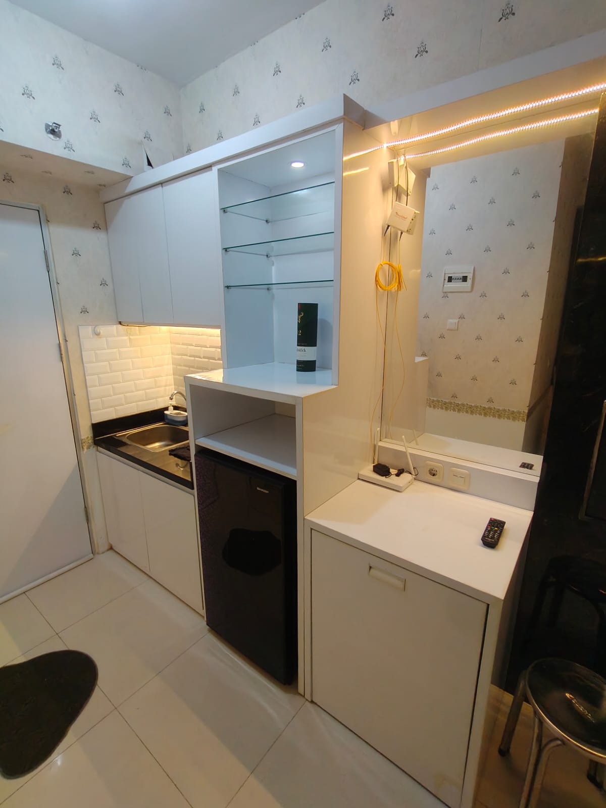 Dijual Apartemen Murah Full Furnish 1 BR di Gunawangsa Tidar Surabaya Pusat - Thumbnail 3