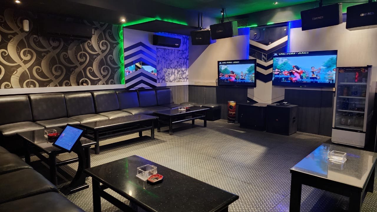 Dijual Ruko Komersial 3 Lantai Strategis di Kawasan Jalan Raya Pandegiling Surabaya Pusat - Thumbnail 5