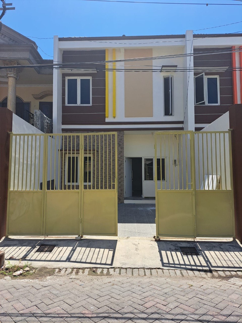 Dijual Rumah Baru Gress 2 Lantai Minimalis Siap Huni di Wilayah Mulyosari Surabaya Timur - Image 1