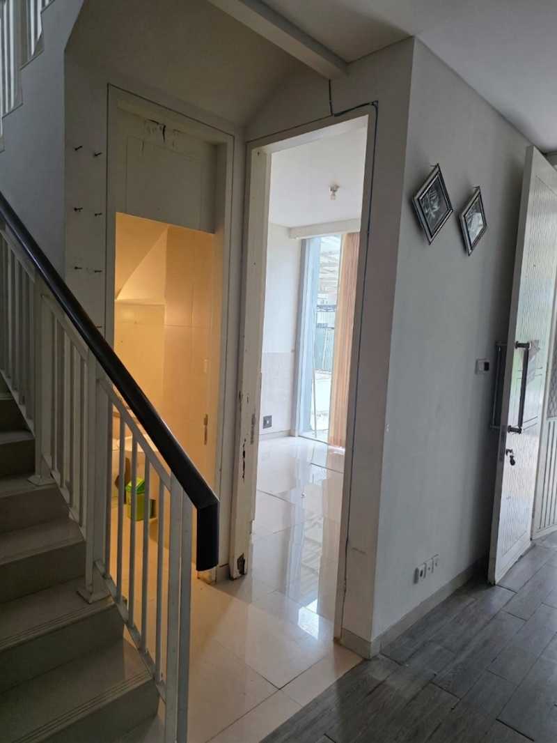 Dijual/Disewakan Rumah Minimalis di Long Beach Pakuwon City Surabaya Timur (bbaa) - Thumbnail 3